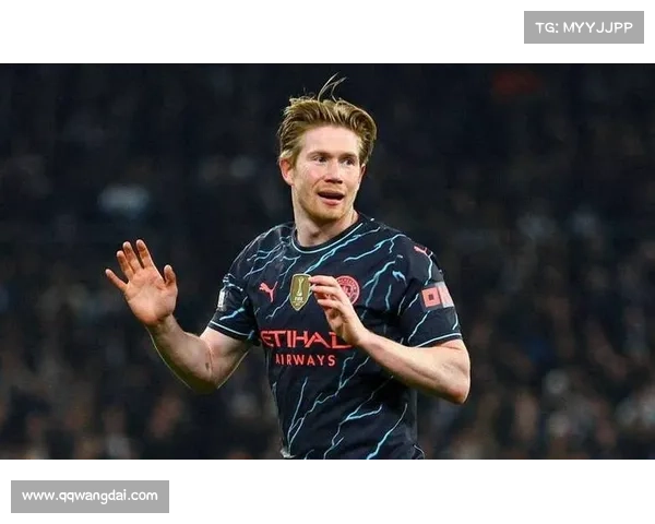 曼城七号后卫的多面角色如何彰显战术智慧与团队核心价值